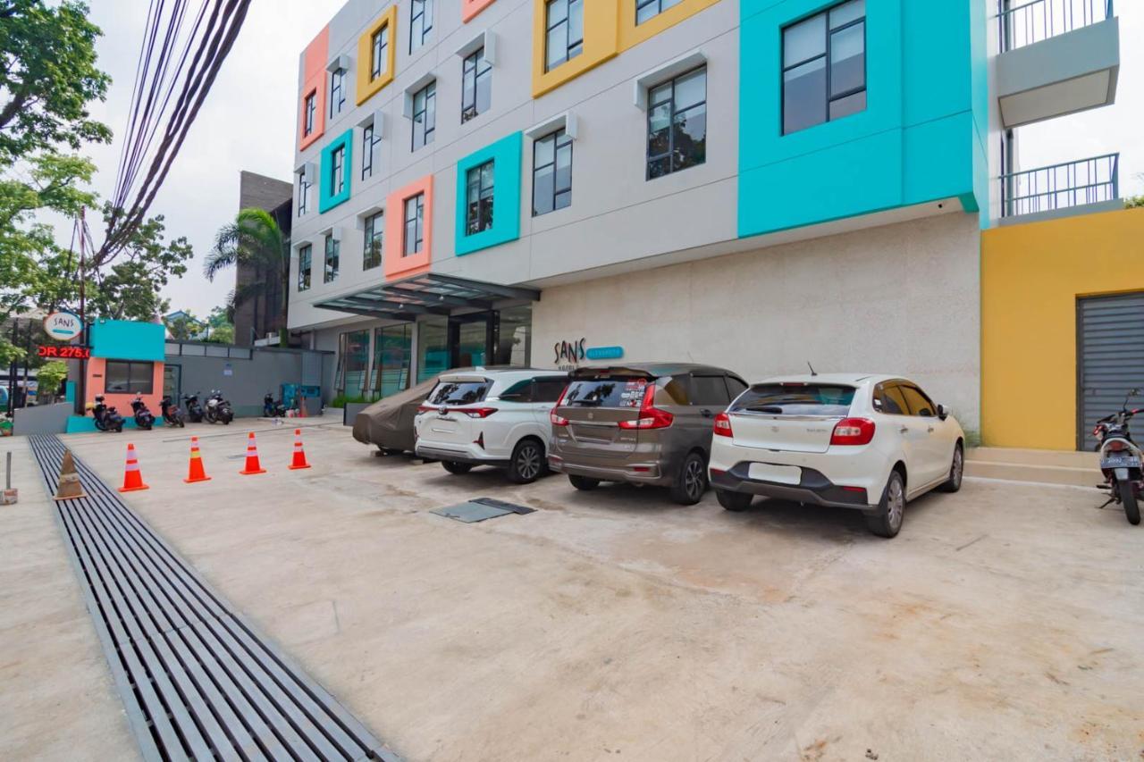 Sans Hotel Alexander Bandung Exterior foto